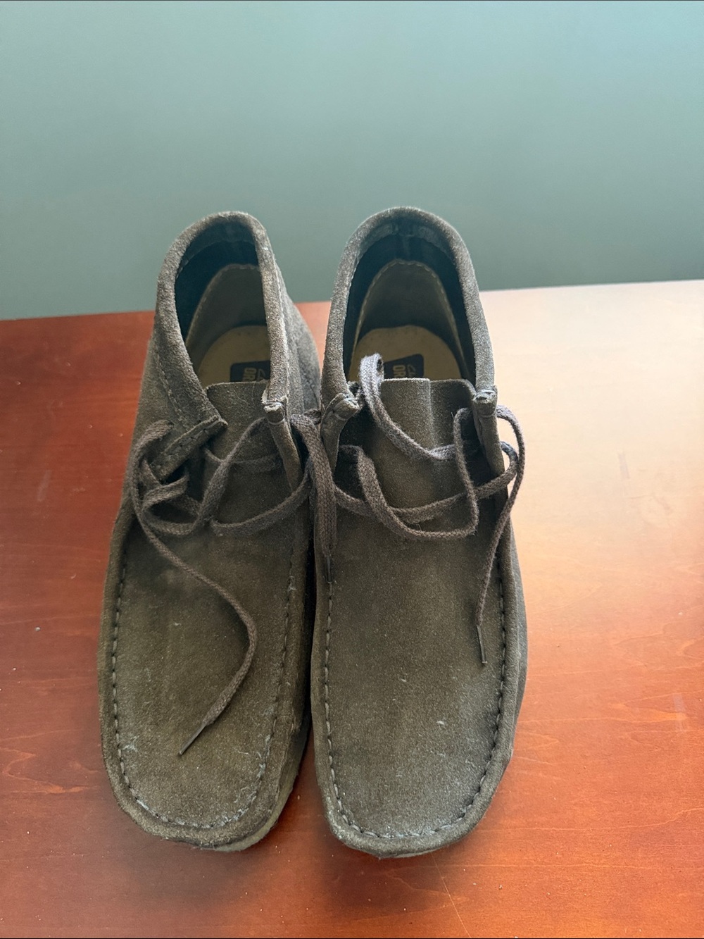 Clarks Men’s Chukka Wallabee Suede Boots - Brown